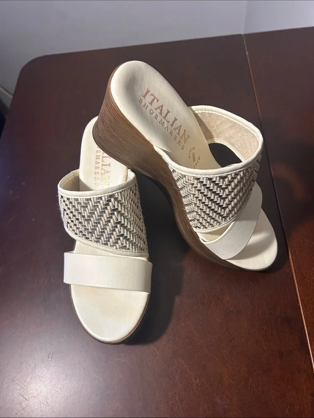 Italian Shoemakers Cream Woven Strap Slide Sandals